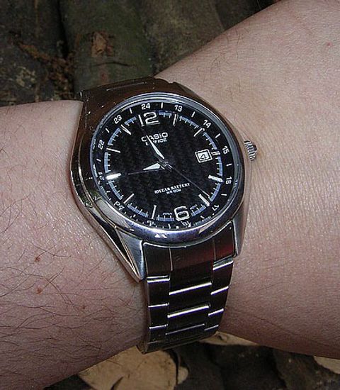 Мужские часы CASIO EDIFICE EF-121D-1AVEF