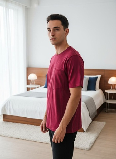 Мужская футболка с карманом хлопок трикотажная базовая. Расцветки моделей обновляются каждую неделю. ОСТАВЛЯЕМ ЗА СОБОЙ ПРАВО отправить расцветку, которая есть на складе.