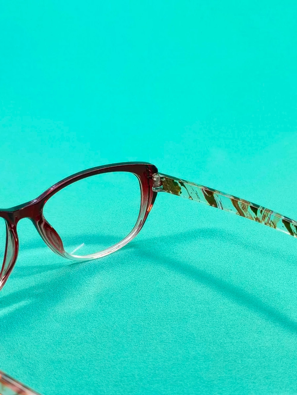 очки для зрения +3,0 для чтения дали корригирующие плюс 3