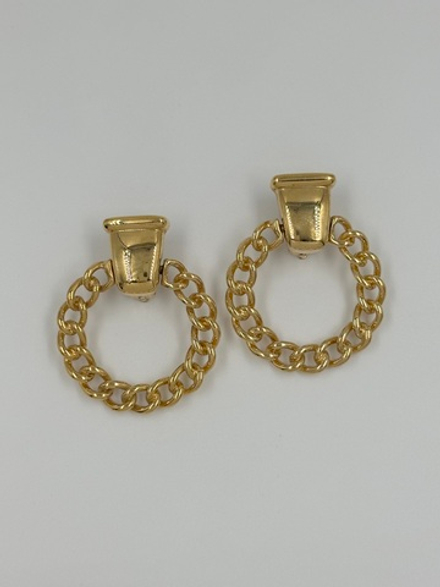 Крупные клипсы Givenchy