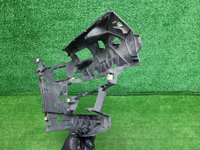 Кронштейн ПТФ левый BMW 7er G11 (2015-2019)