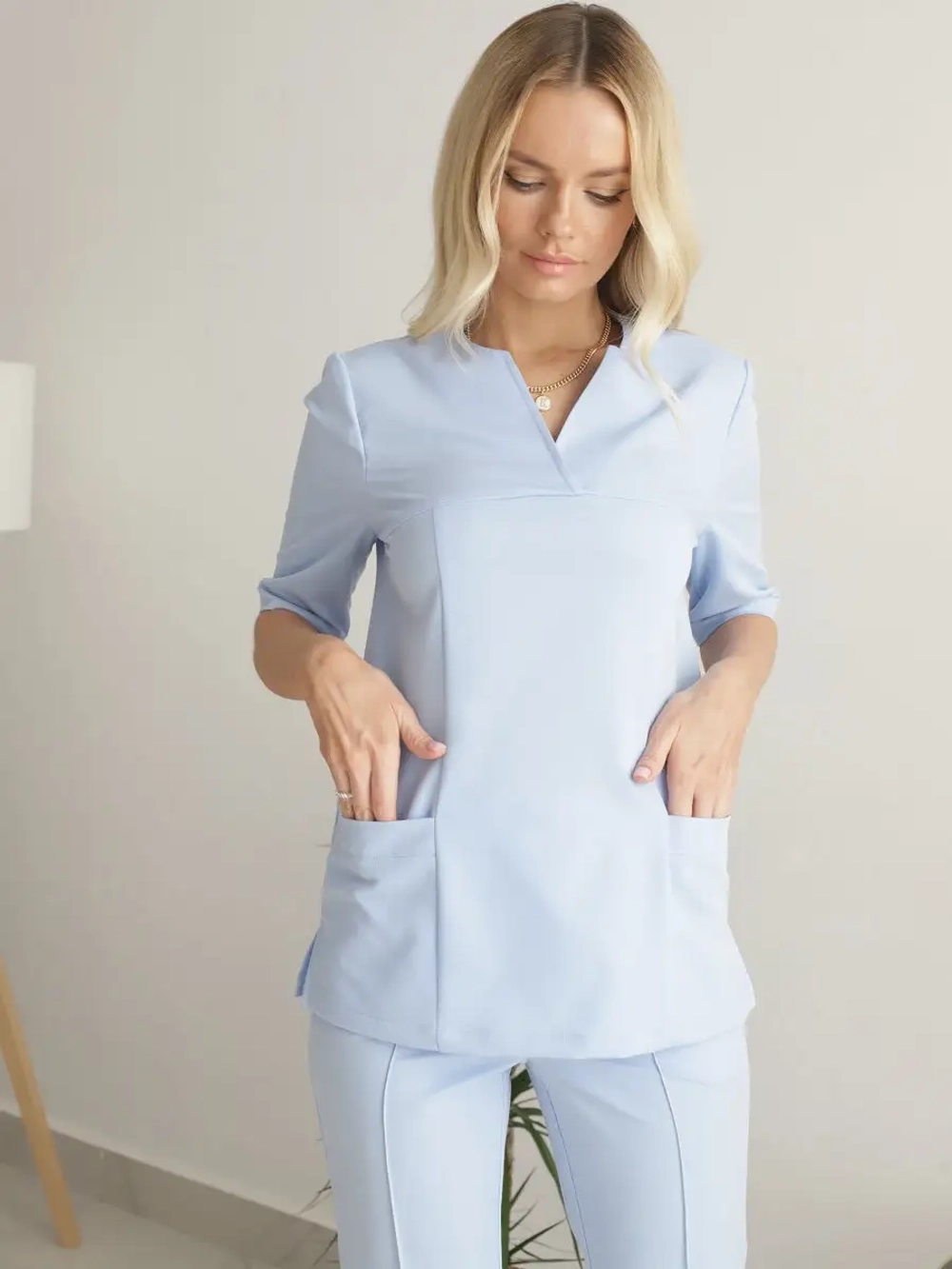 Рубашка медицинская стрейч голубая