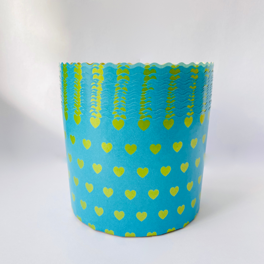 Форма бумажная для кулича «Голубые сердечки» (300 гр, 110/85 мм) 200 шт/туб