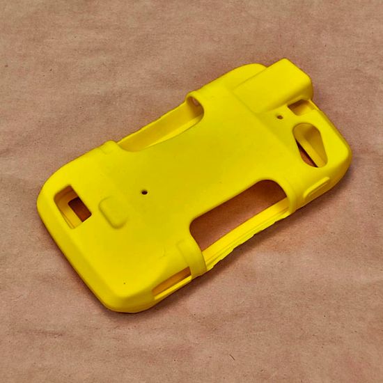 Чехол Garmin Montana 700/700i/750i силикон желтый