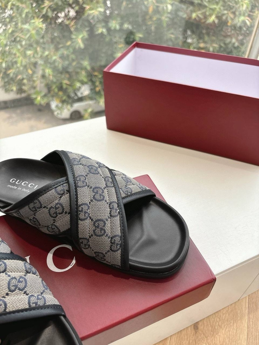 Шлепанцы Gucci