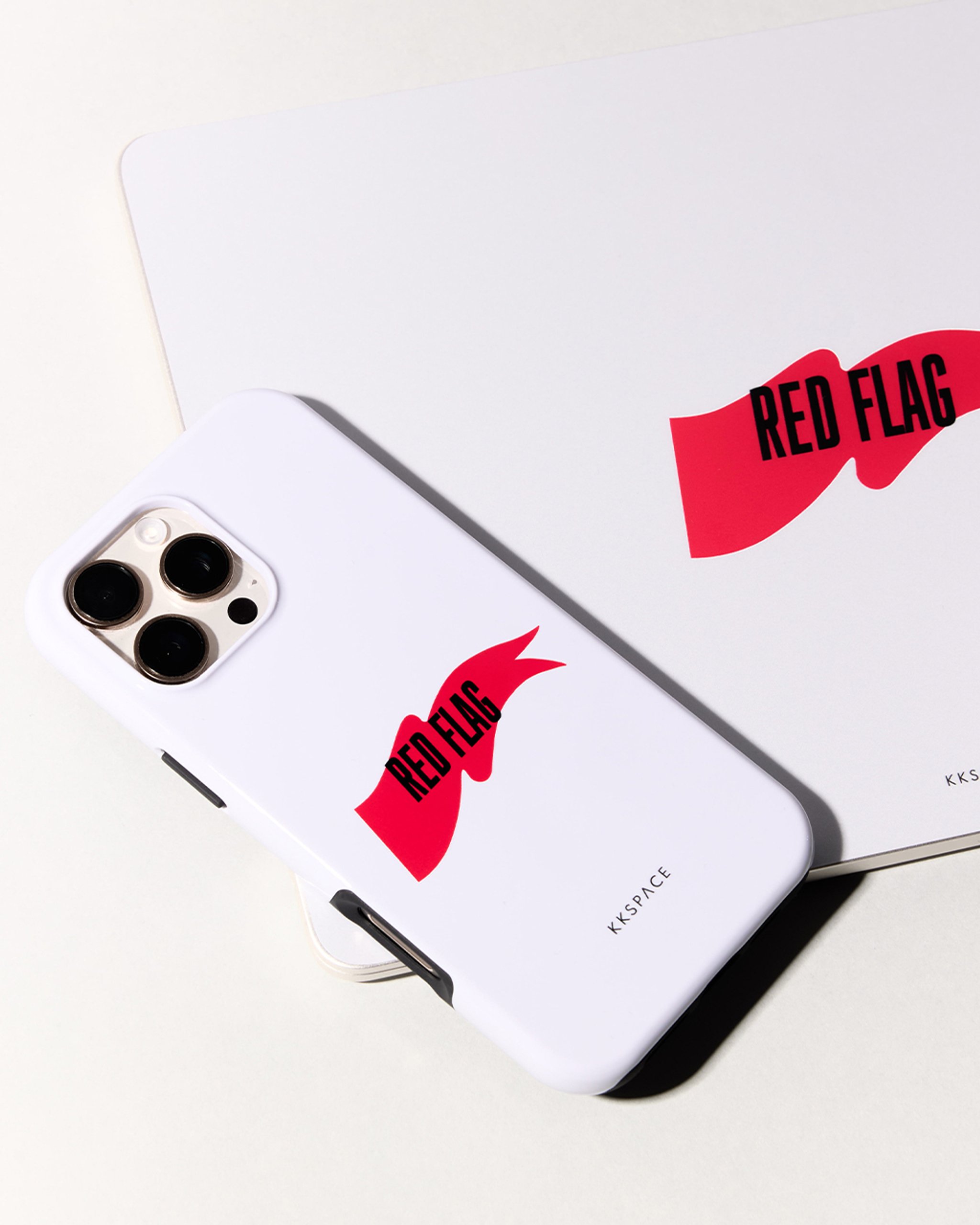 Чехол RED FLAG для iPhone
