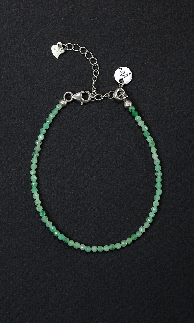 Браслет "Memo about Mindfulness" из изумруда огранка на замочке