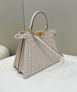 Fendi Peekaboo ISeeU Medium 33 cm