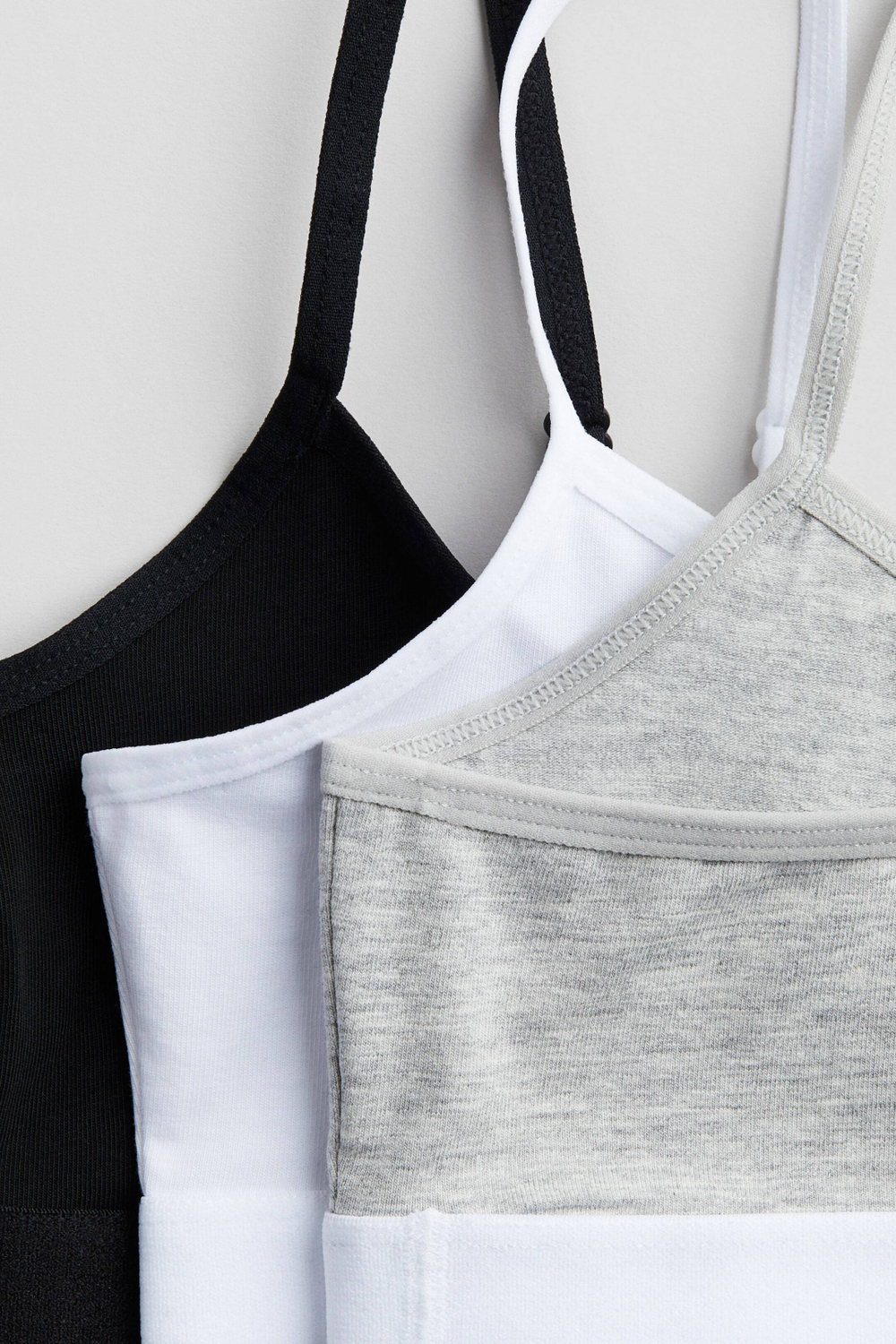 H&M Набор из трех укороченных топов, черный