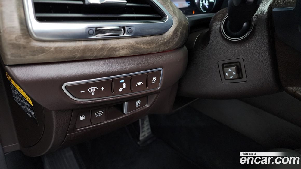 Genesis G90 3.8 AWD (08.2020)