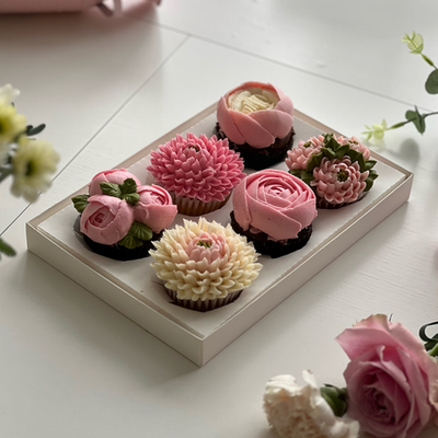 Набор капкейков «Цветочный микс: пионы, розы и хризантемы»
