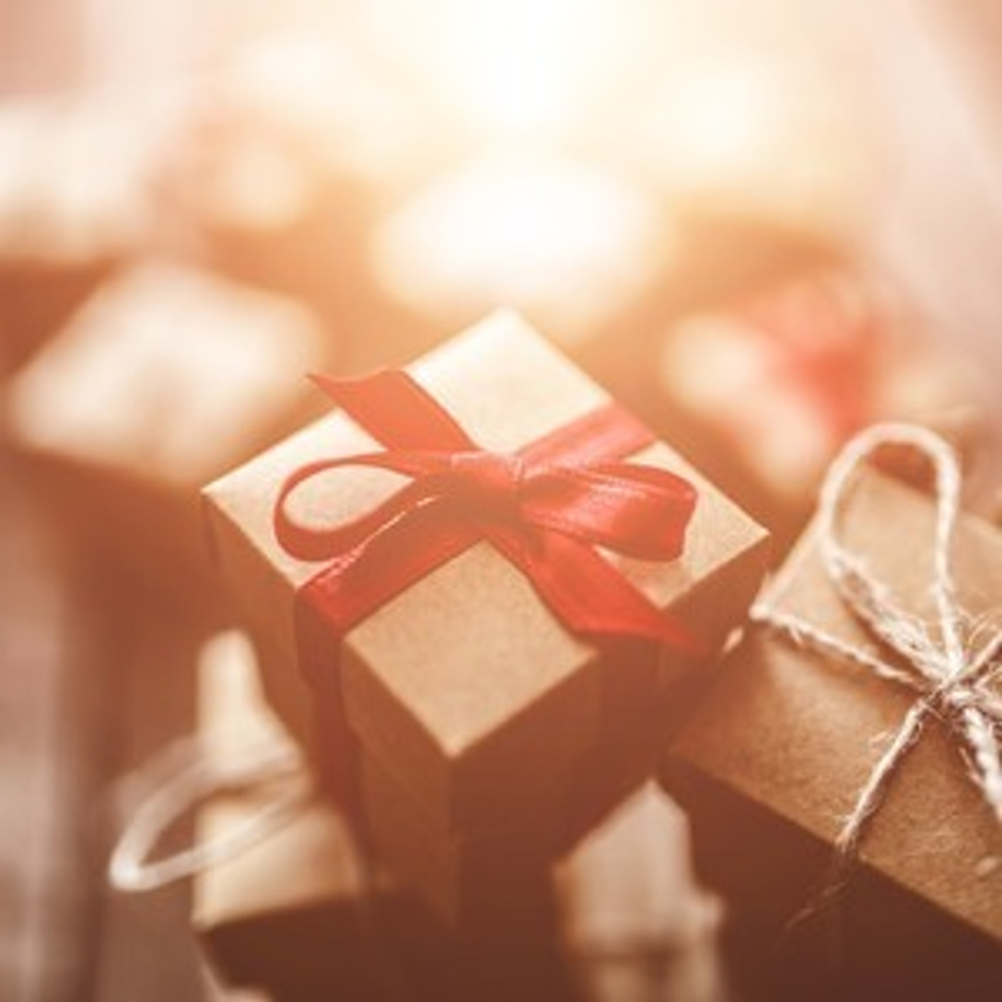 Дарим 100 книг!