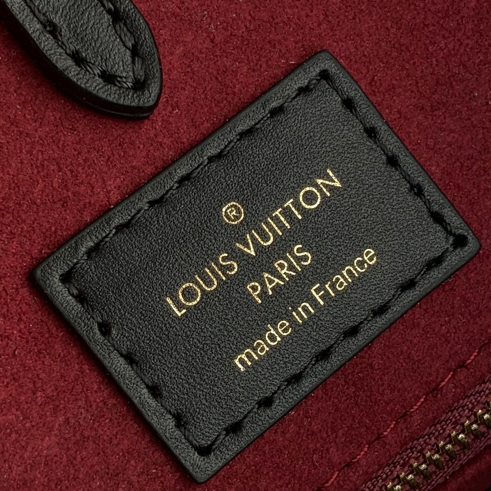 Louis Vuitton OnTheGo MM