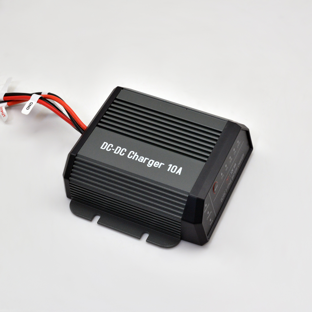 Автоматическое зарядное устройство BERKUT Specialist DC-10A