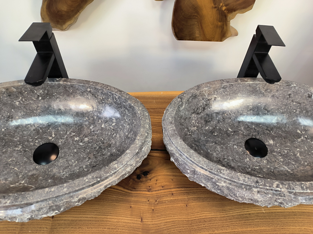 Раковина из мрамора ПАРА! Oval Grey Marmo Wave OM-65752 56х36х15 из натурального камня