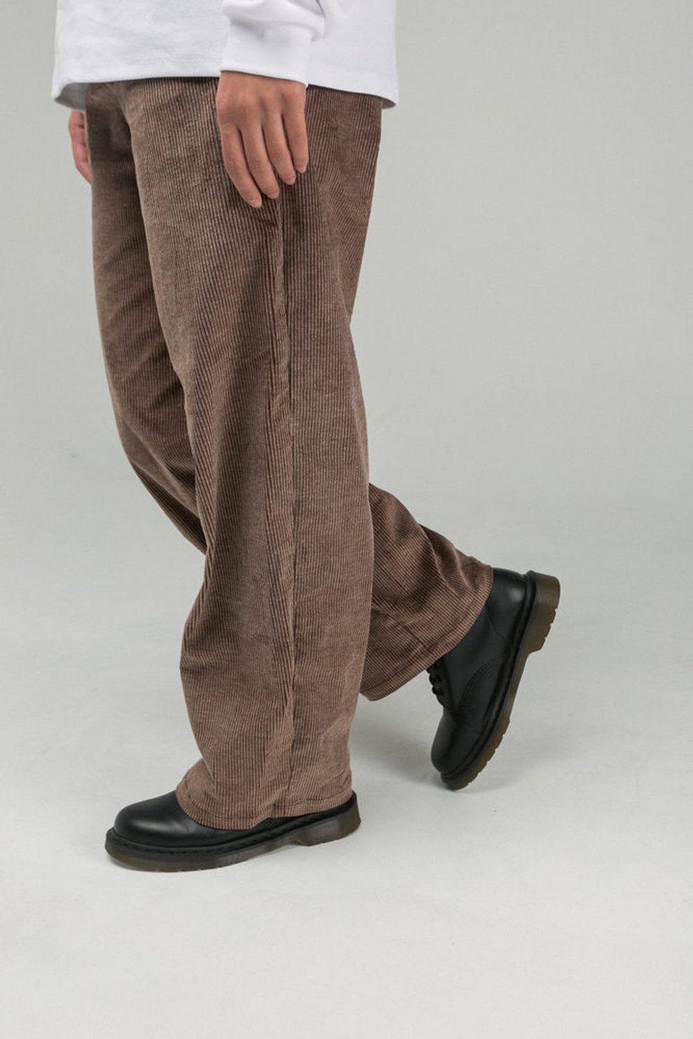 Брюки Brown Вельветовые