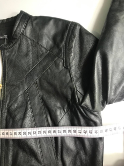 Куртка Promod жакетного стиля кожаная, визуально на 44 размер