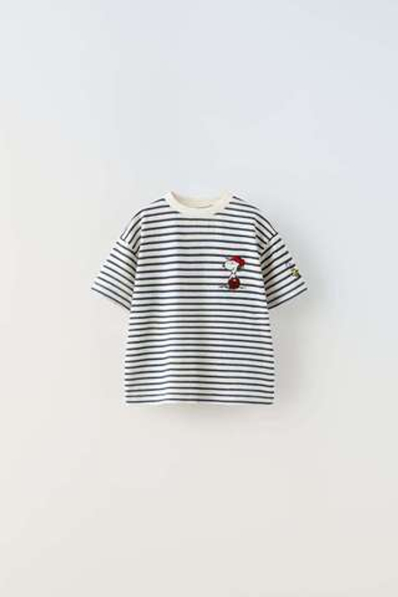 ZARA ФУТБОЛКА С ПРИНТОМ SNOOPY PEANUTS™, БЕЛЫЙ