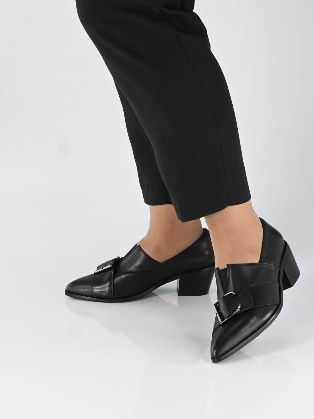 Лоферы женские Ascalini G1168B