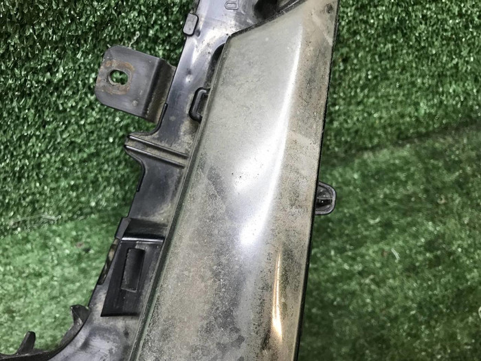 Битая ПТФ правая Lexus LX 3 570 (2015-2023)