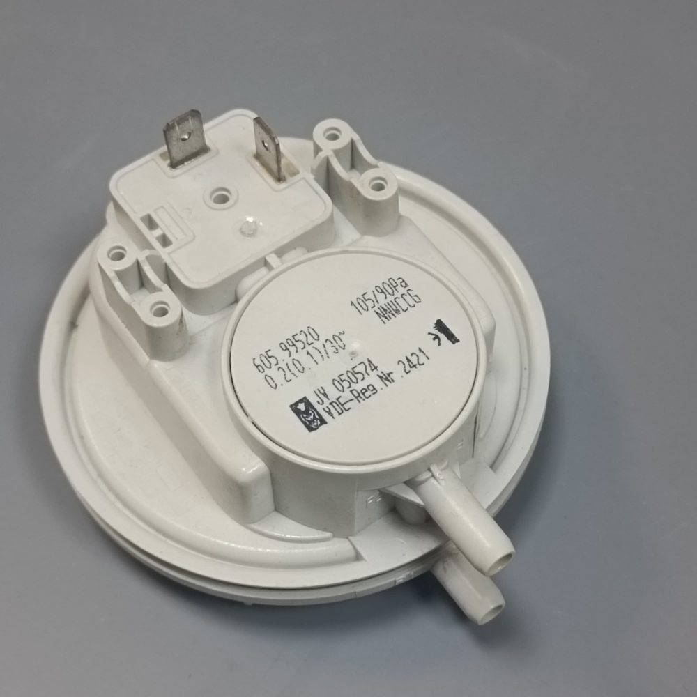 Б/У Пневмореле 105-90 для котлов PROTHERM, Vaillant арт. 0020211588, 72189070, 0020210136, 60010610