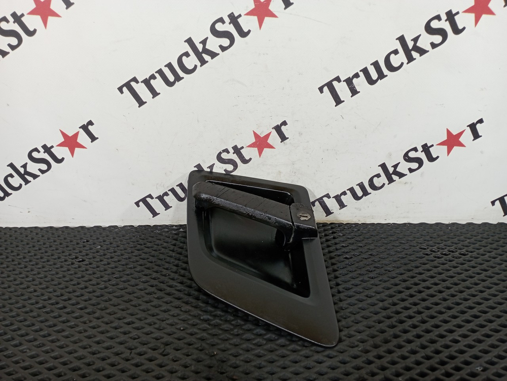 Ручка двери наружная левая 2020г