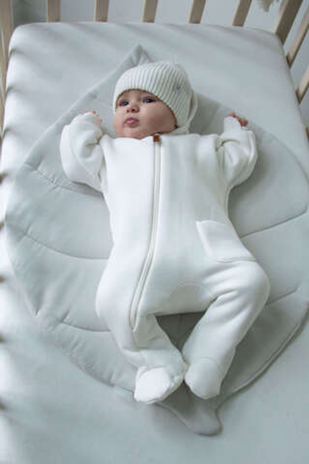 Комбинезон утепленный с капюшоном экрю