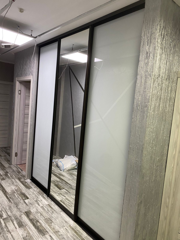 ШКАФЫ НА ЗАКАЗ ЛЮБОГО  РАЗМЕРА