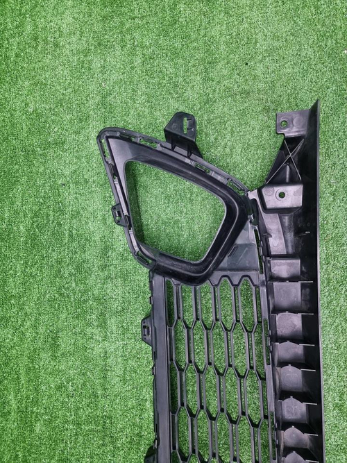 Решетка переднего бампера BMW 2er F44 (2019-2024)