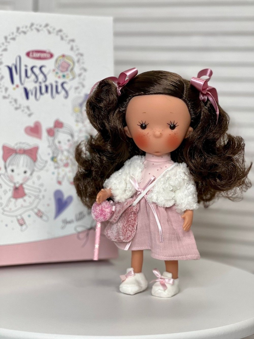 Кукла Llorens виниловая 26см Miss Dana (52604)