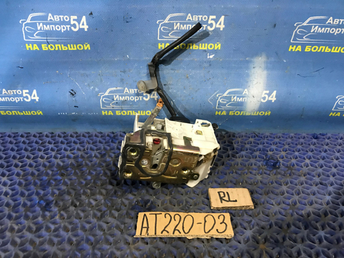 Замок двери задней левой TOYOTA AVENSIS 1999