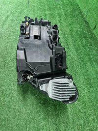 Фара правая Volvo XC40 1 (2017-2022) LED