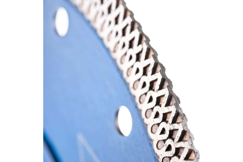 Диск алмазный отрезной 180*22,23 Hilberg Турбо ультратонкий х-тип HM404