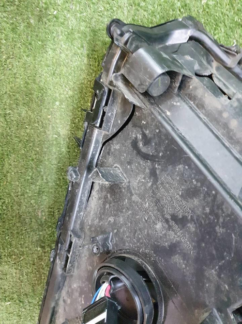 Битая Фара правая Lexus NX 1 (2014-2017) LED