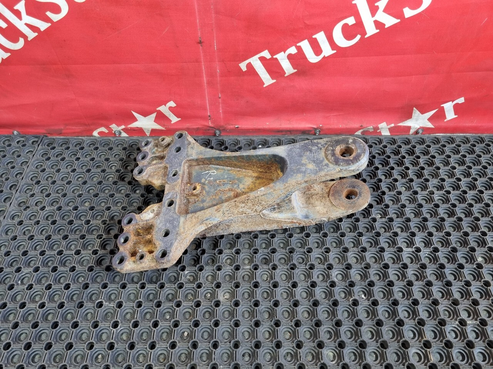 Кронштейн полурессоры задний