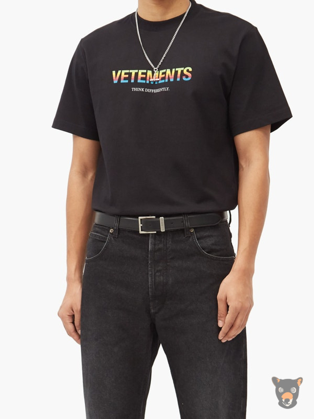 Футболка Vetements "Think Differently" черная