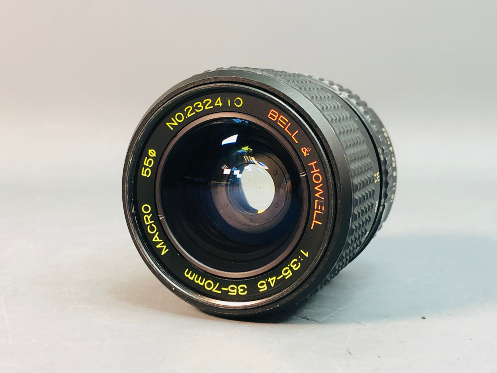 Bell & Howell 35-70mm f/3.5-4.5 Macro
