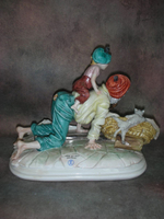 Статуэтка. Фарфор. Счастливый дедушка. Capodimonte. Италия
