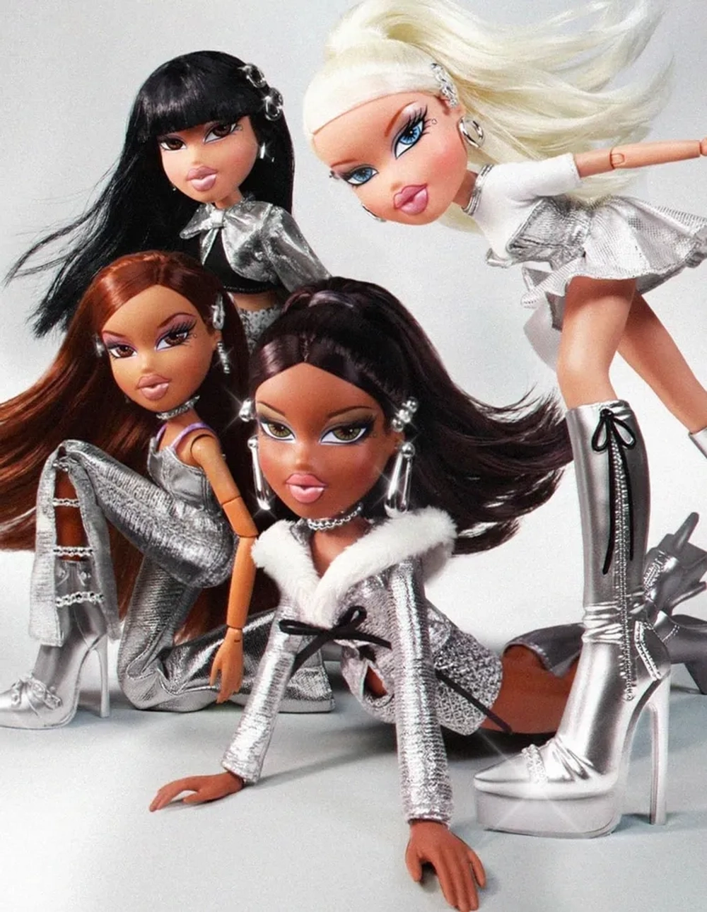 Кукла Братц Charmz Ясмин