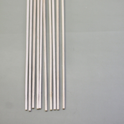 Дощечка палочки для моделирования Бальза 3мм* 3мм* 300 мм, толщина 3 мм (10 штук) /Бальса для моделирования