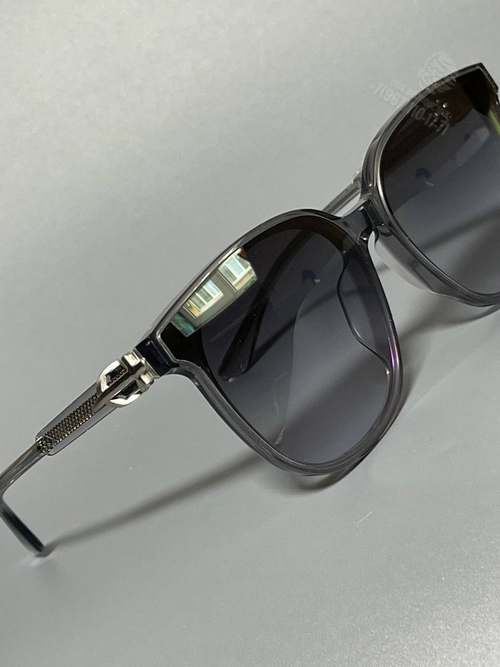 Солнцезащитные очки Chrome Hearts