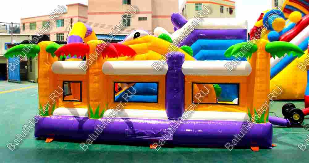 Коммерческий батут «Белый клык» с немеханизированной головой, размер 6*5*2,9 м.