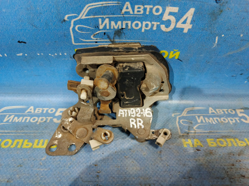 Замок двери задней правой TOYOTA CARINA 1993