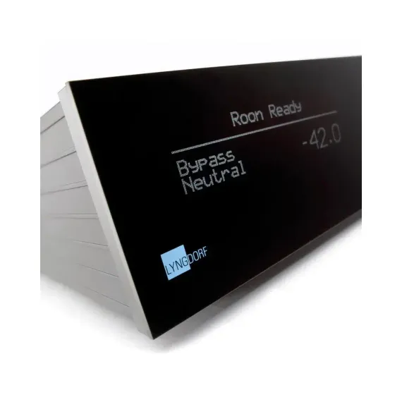 Lyngdorf TDAI-3400 HDMI Input 4K HDR Black