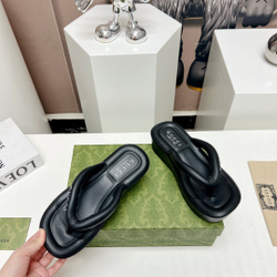 Gucci Thong Platform Sandal