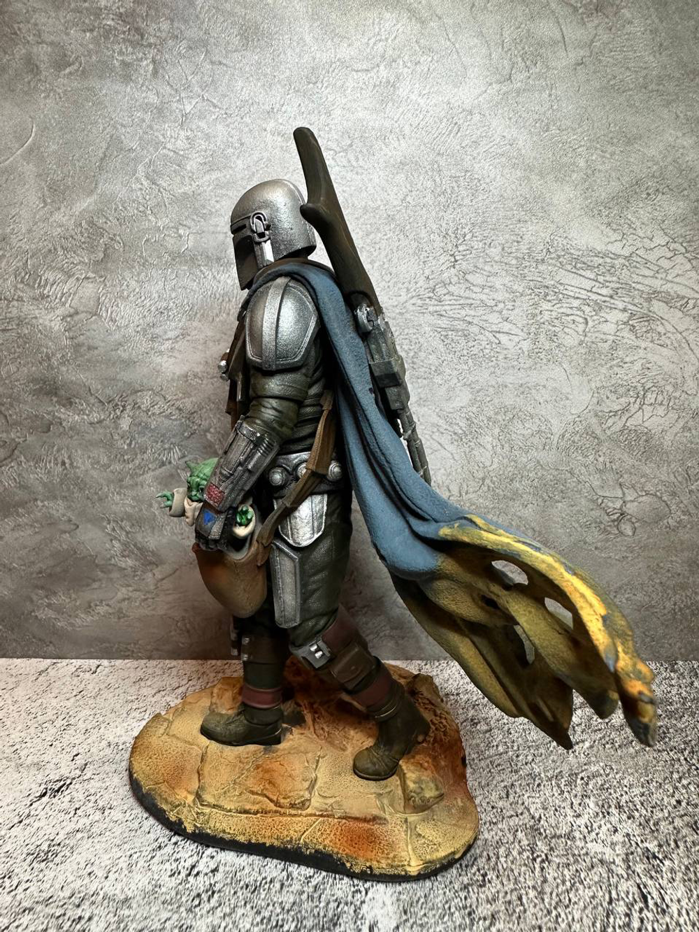 Мандалорец с Грогу Star Wars Mandalorian фигурка (окрашена)