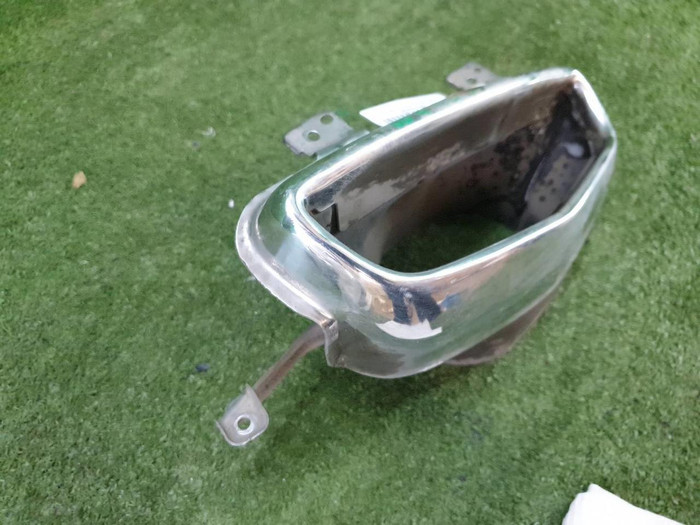 Насадка глушителя правая Genesis G80 2 (2020-2024)