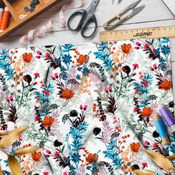 Ткань саржа пёстрые полевые цветы на белом фоне