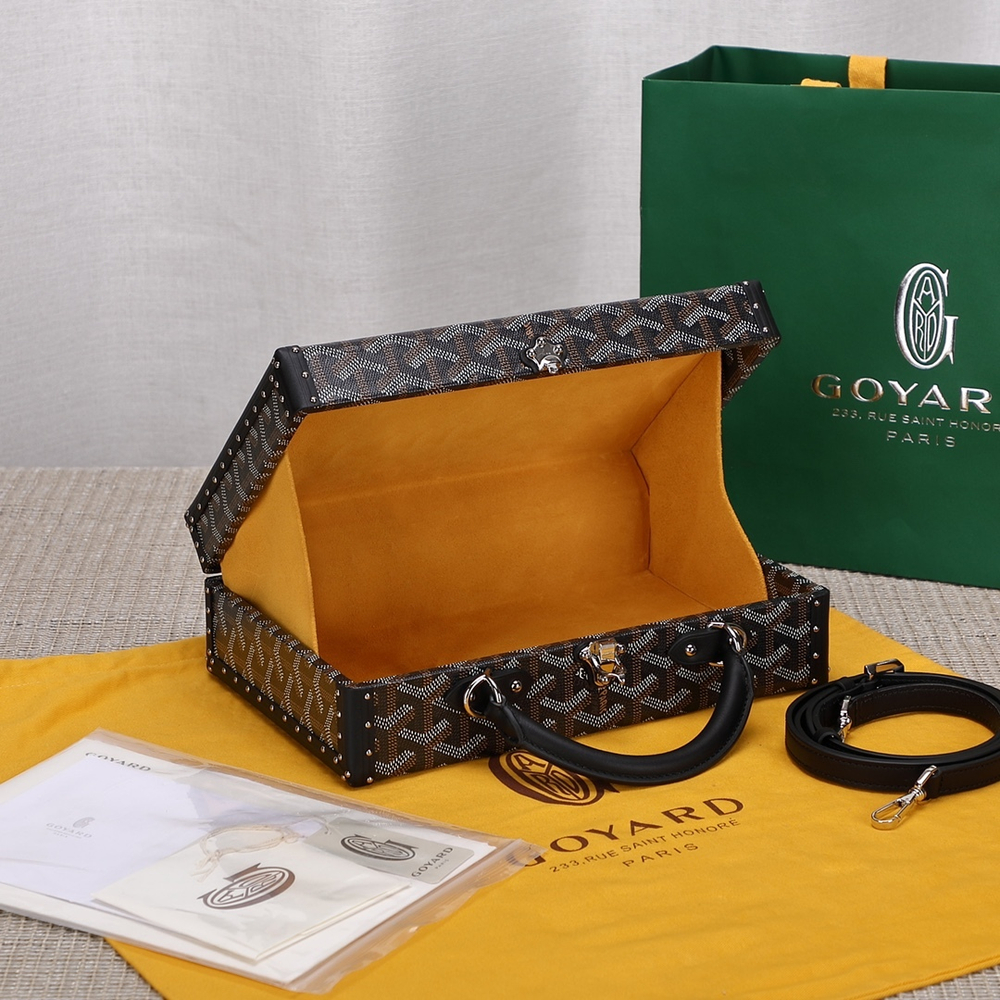 Goyard Grand Hotel Trunk Bag
