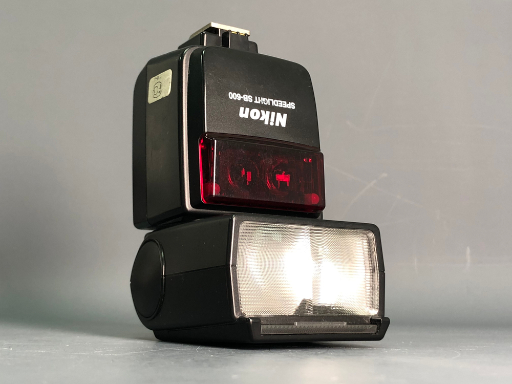 Nikon SB-600